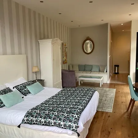 Maison La Tour Guest house